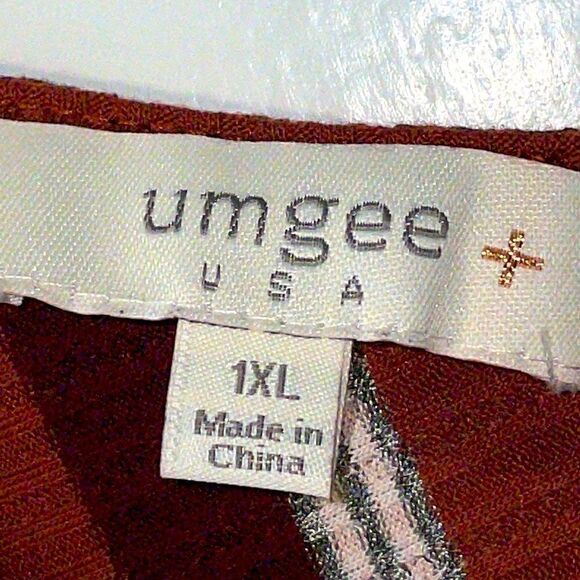 Umgee comfortable asymmetrical textured stripe dress in brown and white size 1X - Picture 8 of 9